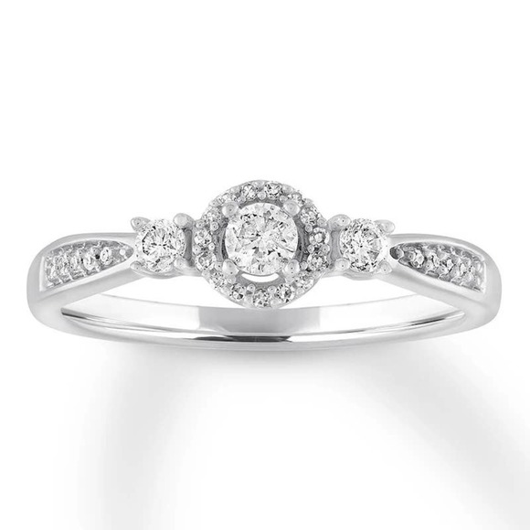 Diamond Promise, Engagement Ring 10K White Gold
REAL DIAMONDS - Picture 1 of 10